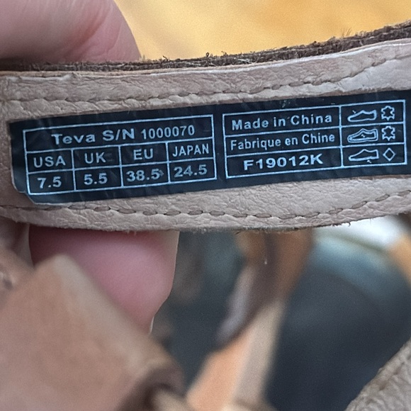 Teva Brown Leather Wedge Sandals W7.5 - Picture 7 of 7